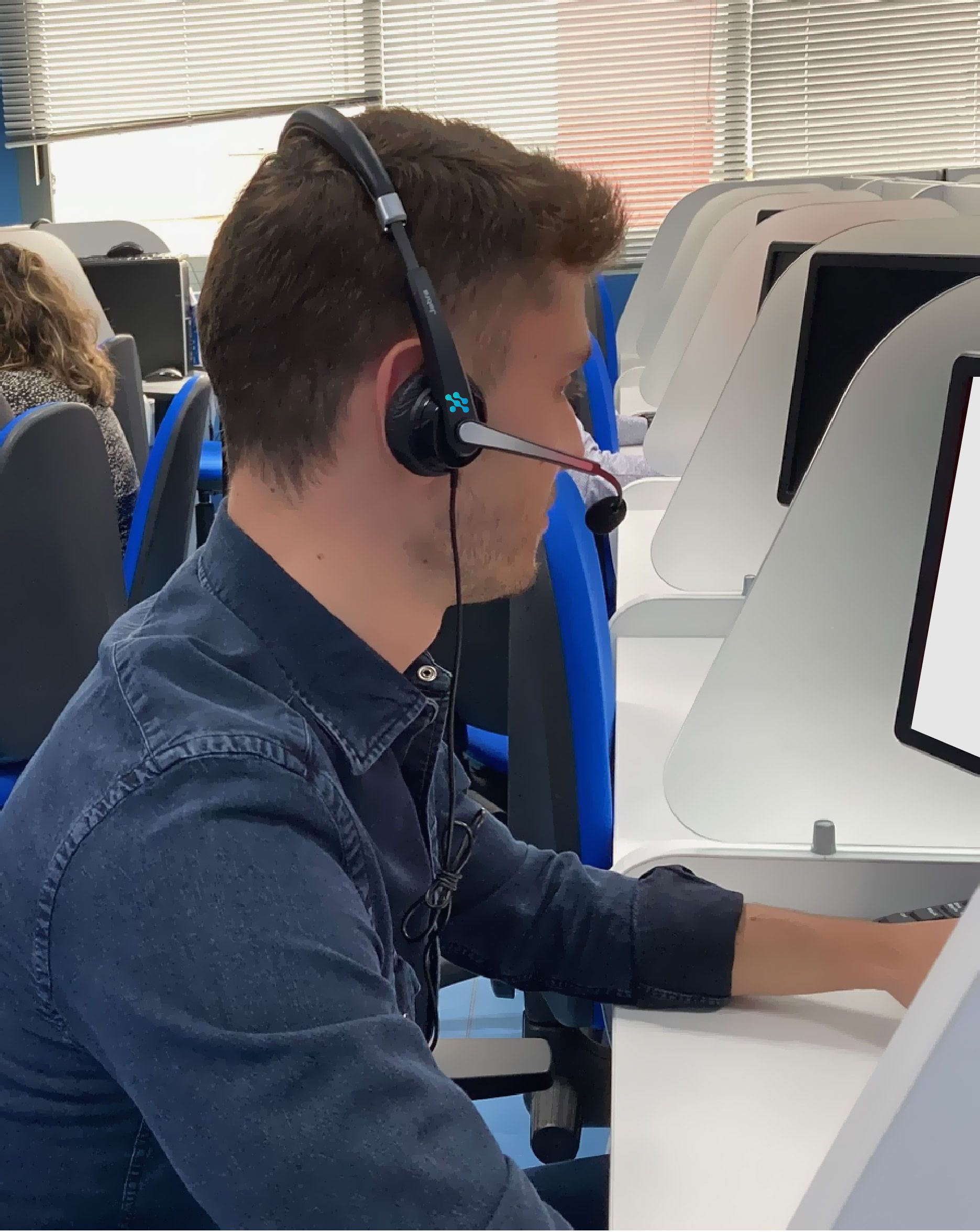 tecnico CAU Técnico call center ayuda atención al usuario